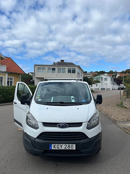 Ford Transit Custom 5 of 23