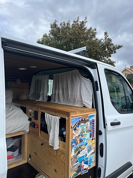 Ford Transit Custom 8 of 23