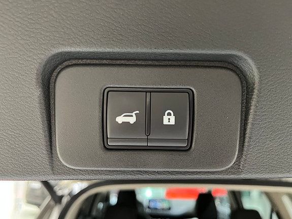 Nissan X-Trail 11 of 12