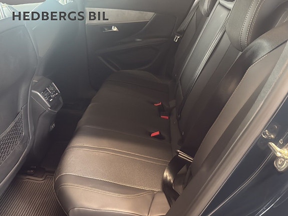 Peugeot 3008 8 of 12