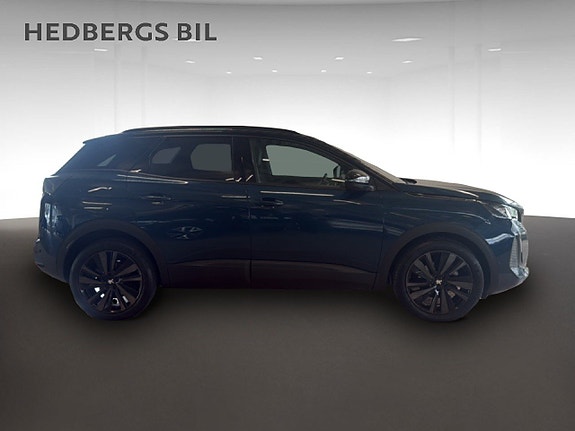 Peugeot 3008 2 of 12