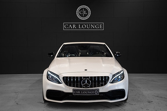 Mercedes-Benz C63 8 of 24