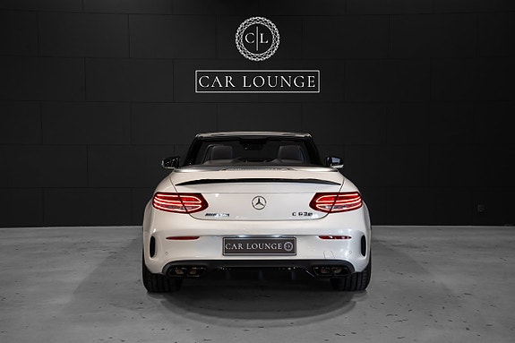 Mercedes-Benz C63 4 of 24