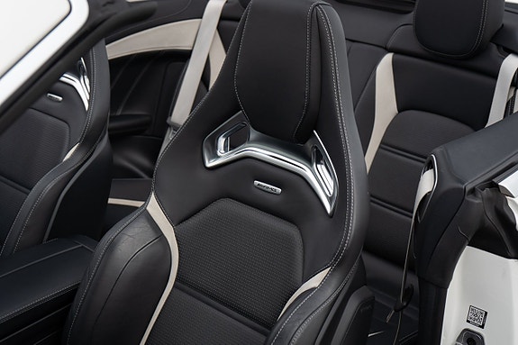 Mercedes-Benz C63 18 of 24