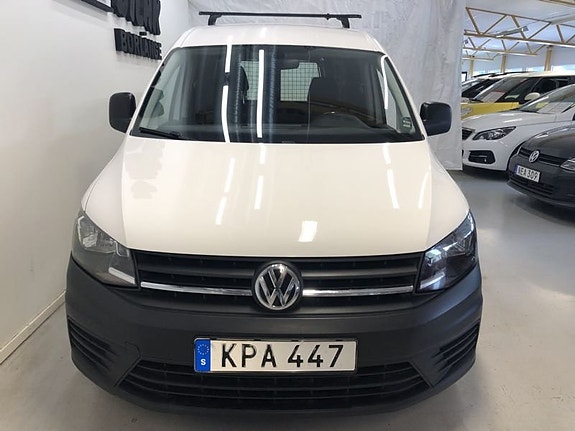 Volkswagen Caddy Maxi 2 of 8
