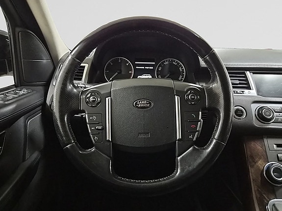 Land Rover Range Rover Sport 13 of 27