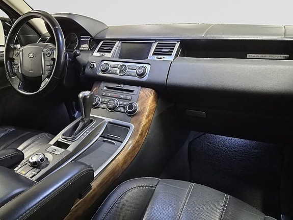 Land Rover Range Rover Sport 12 of 27