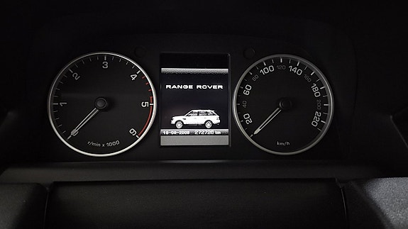 Land Rover Range Rover Sport 27 of 27