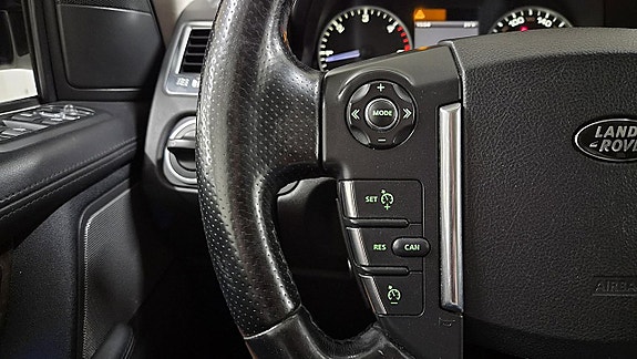 Land Rover Range Rover Sport 15 of 27