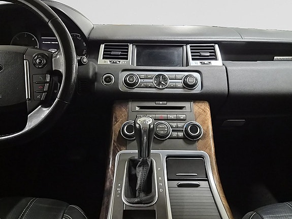 Land Rover Range Rover Sport 14 of 27