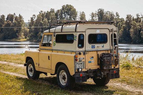 Land Rover Serie IIa 2 of 7