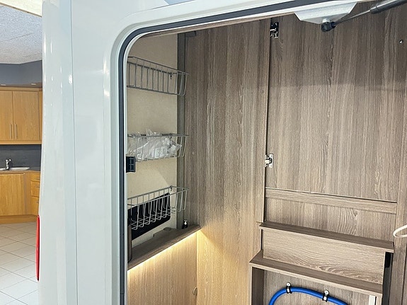 Kabe TMX 780 LT (Aut 9 vxl+177hk+ALDE+Litium+Solcell+Långbädd) 11 of 30
