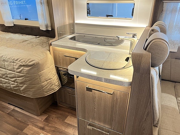 Kabe TMX 780 LT (Aut 9 vxl+177hk+ALDE+Litium+Solcell+Långbädd) 17 of 30