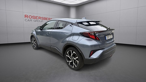 Toyota C-HR 3 of 14