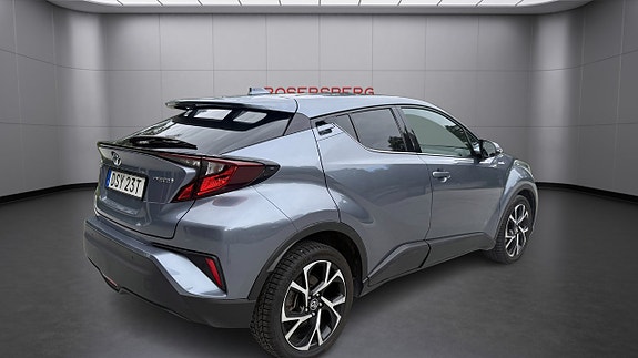 Toyota C-HR 5 of 14