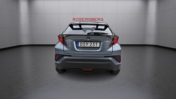 Toyota C-HR 4 of 14