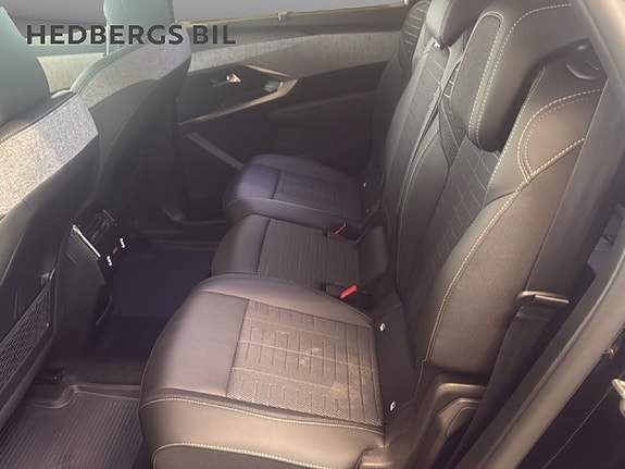 Peugeot 5008 8 of 12
