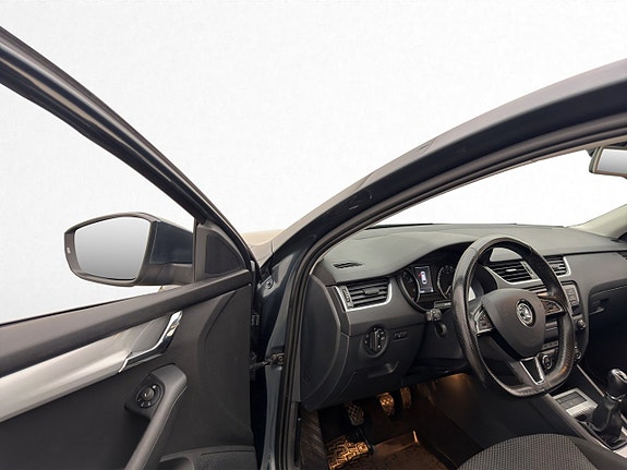 Skoda Octavia 28 of 30