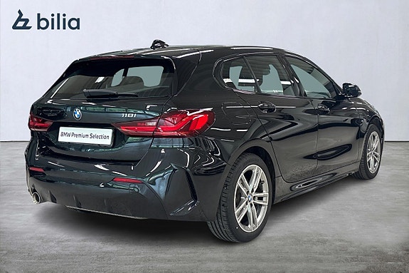 BMW 118i 16 of 17