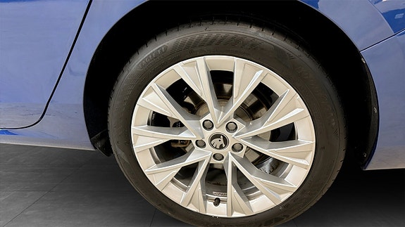 Skoda Superb 6 of 23
