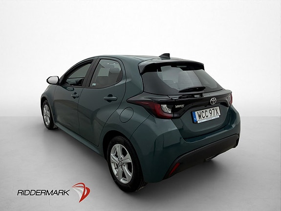 Toyota Yaris 6 of 30