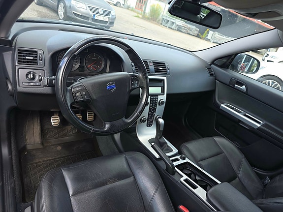 Volvo V50 8 of 25