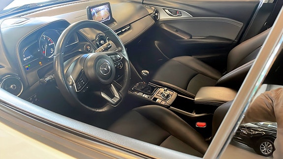 Mazda CX-3 7 of 13