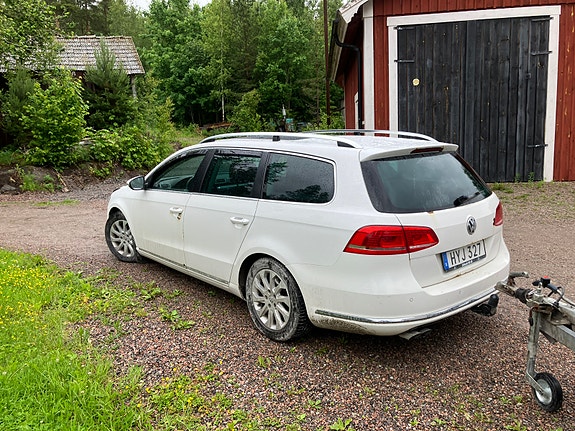 Volkswagen Passat 3 of 3