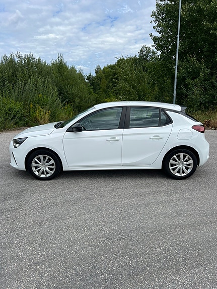 Opel Corsa 2 of 8