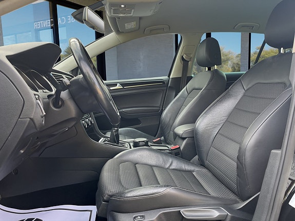 Volkswagen Golf VII 9 of 24