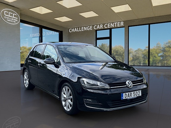 Volkswagen Golf VII 2 of 24