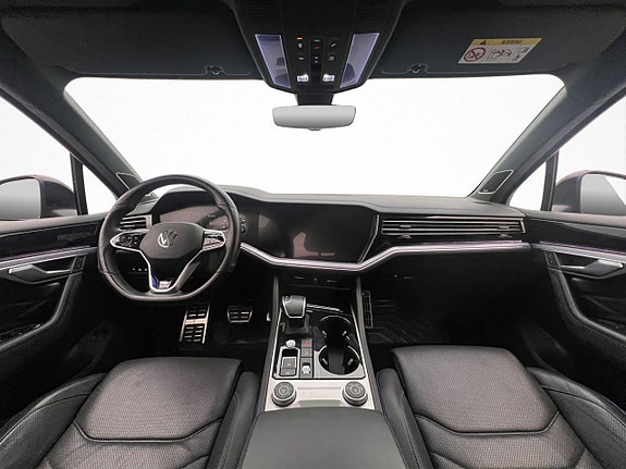 Volkswagen Touareg 14 of 30