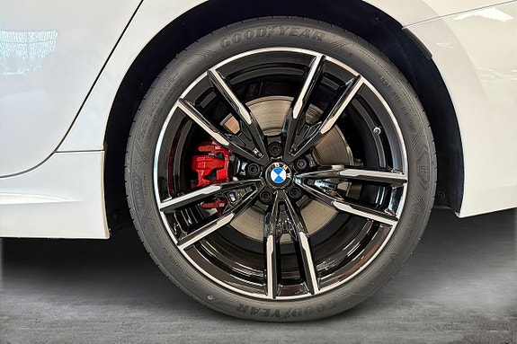BMW M340i 15 of 18