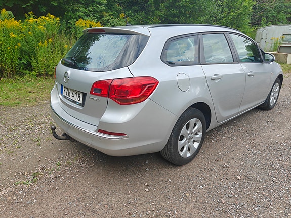 Opel Astra 3 of 10