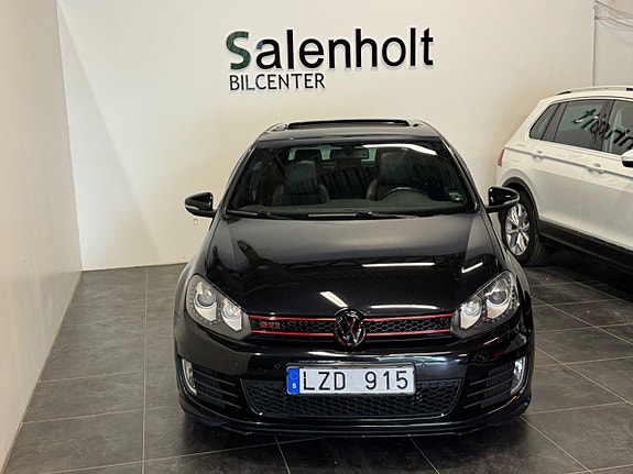 Volkswagen Golf VI 3 of 23