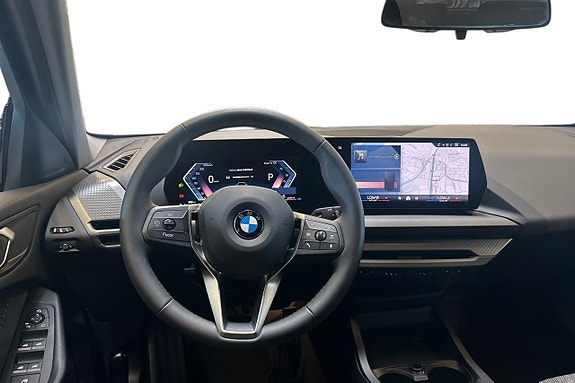 BMW 120 9 of 19