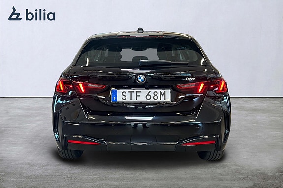 BMW 120 4 of 19