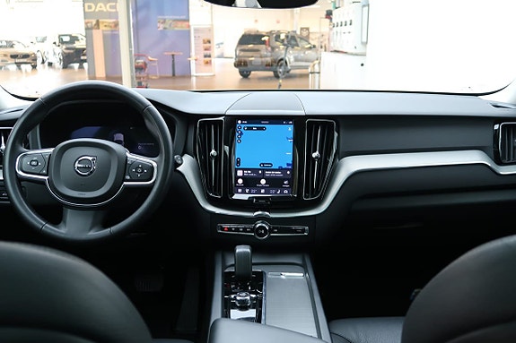 Volvo XC60 7 of 21