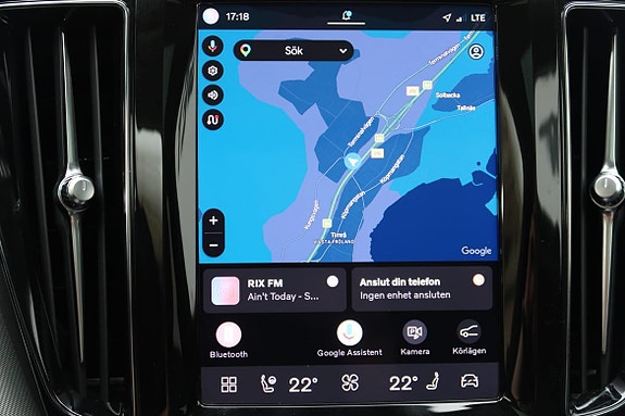 Volvo XC60 13 of 21