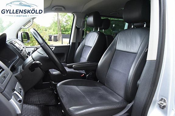 Volkswagen Multivan 11 of 12