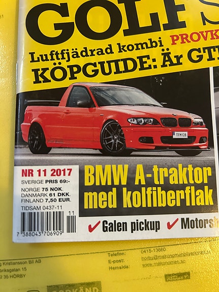 BMW 318i 4 of 6