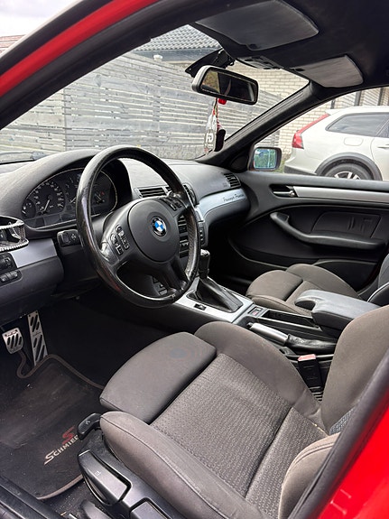 BMW 318i 6 of 6