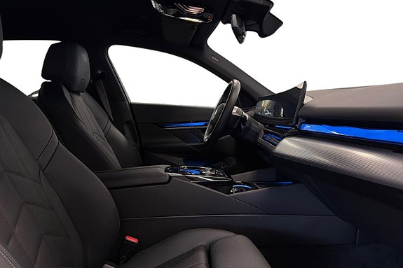 BMW i5 6 of 18