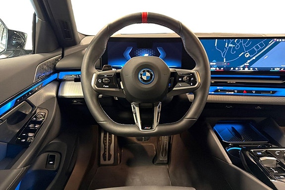 BMW i5 9 of 18