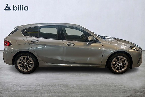 BMW 120 16 of 19