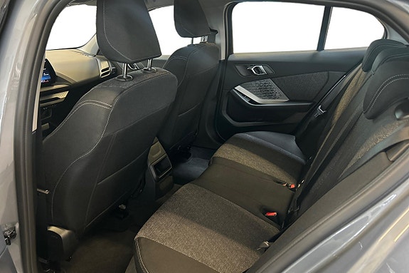 BMW 120 11 of 19