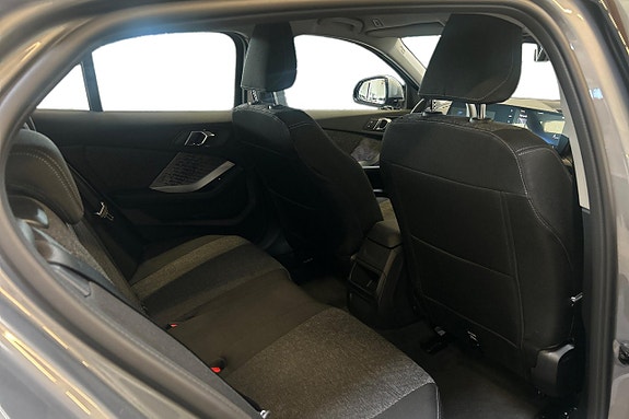 BMW 120 7 of 19