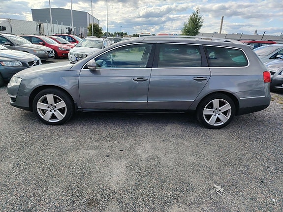 Volkswagen Passat 26 of 26