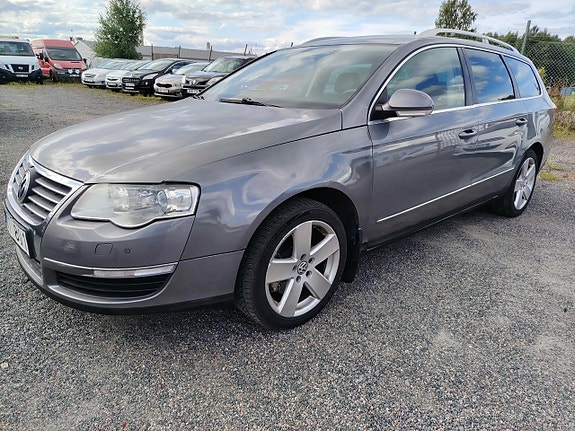 Volkswagen Passat 15 of 26