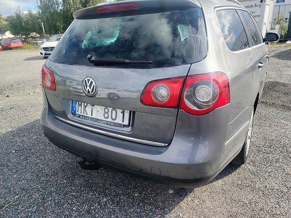 Volkswagen Passat 14 of 26